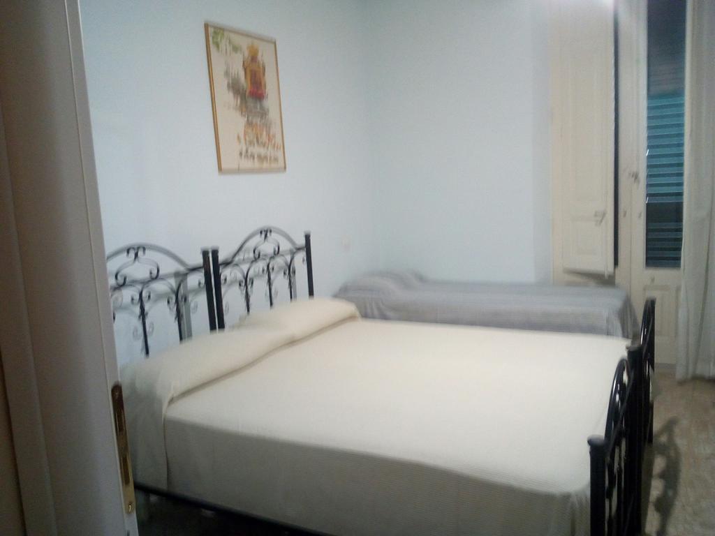 La Casa Di Ermelinda Bed & Breakfast Реджо ди Калабрия Екстериор снимка